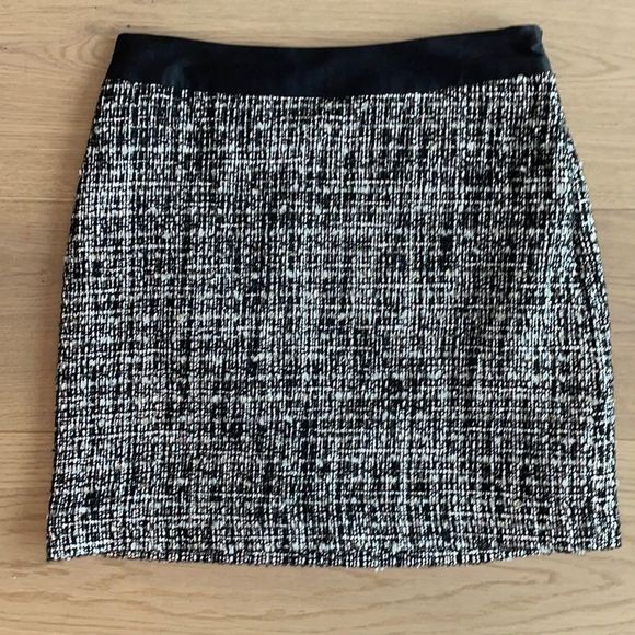 🔴 Milly Boucle mini skirt - Picture 1 of 6